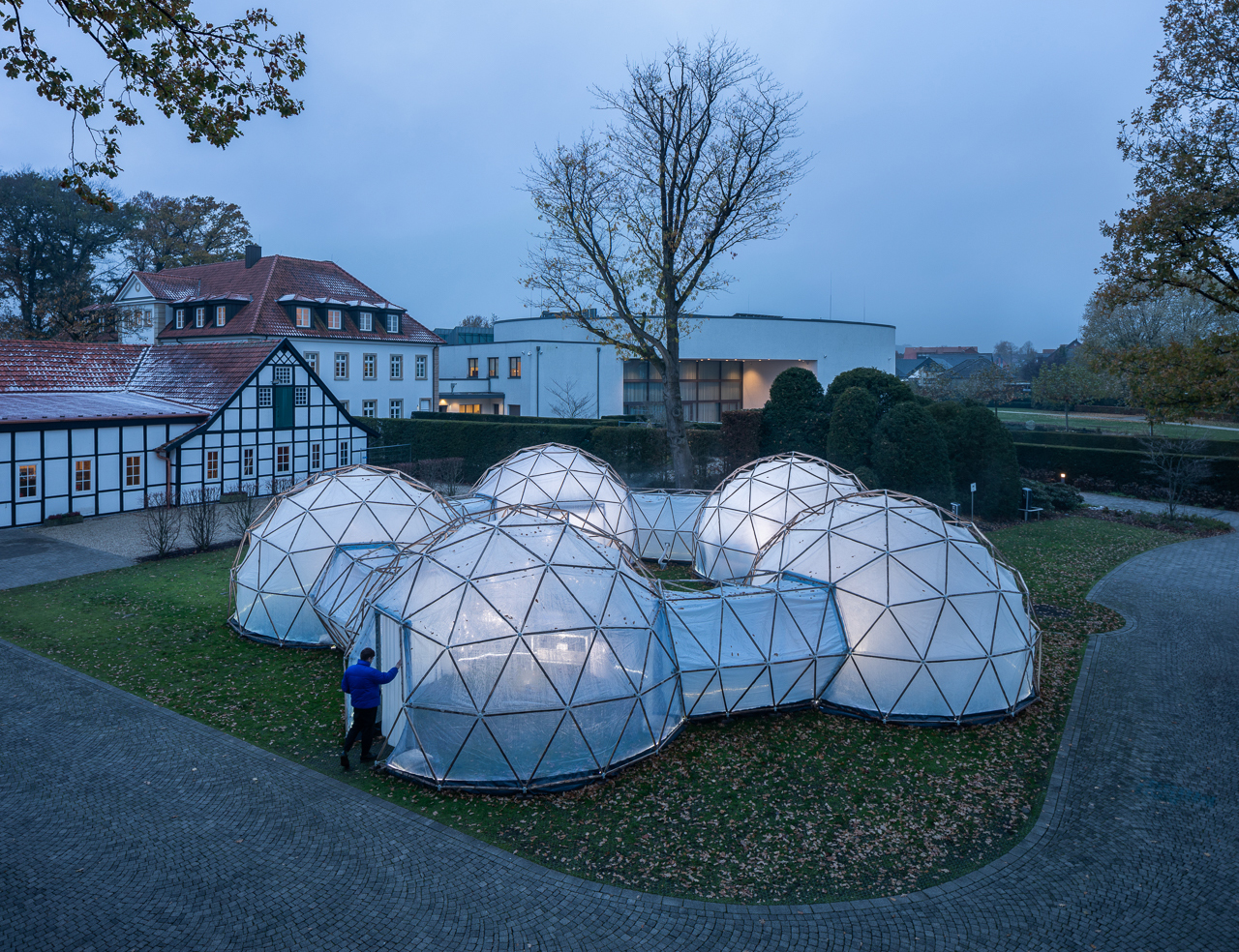 Draiflessen_Pollution_Pods_Henning Rogge_7615_3 copy